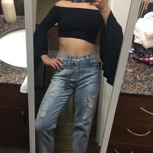 Black bell sleeved crop shirt