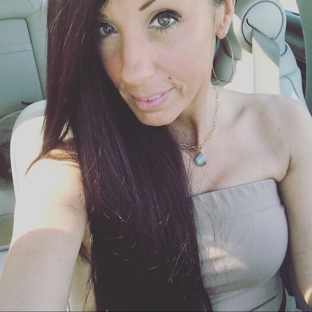 Meet your Posher, Nicole