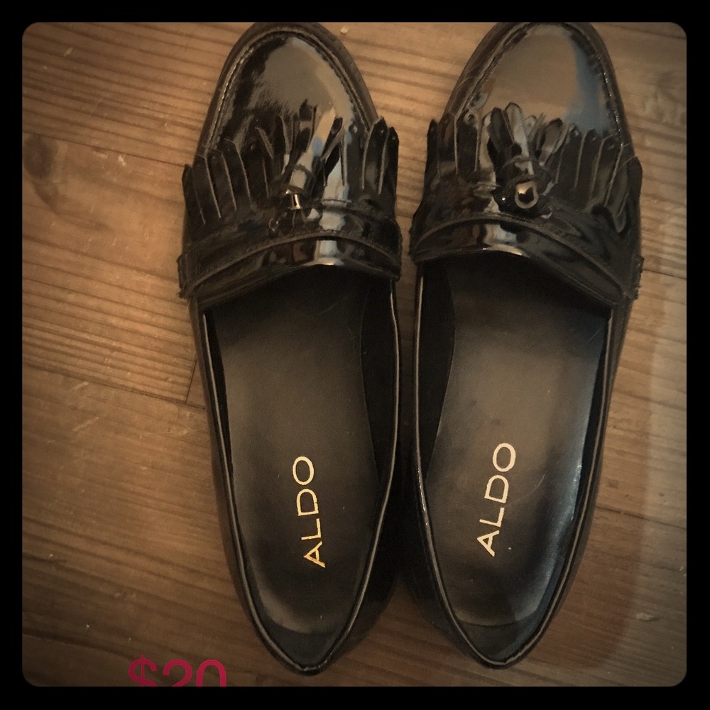 flat loafer black