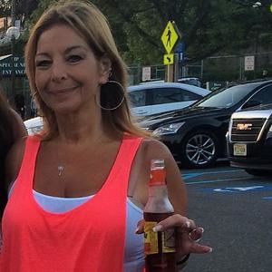 Meet your Posher, Shari