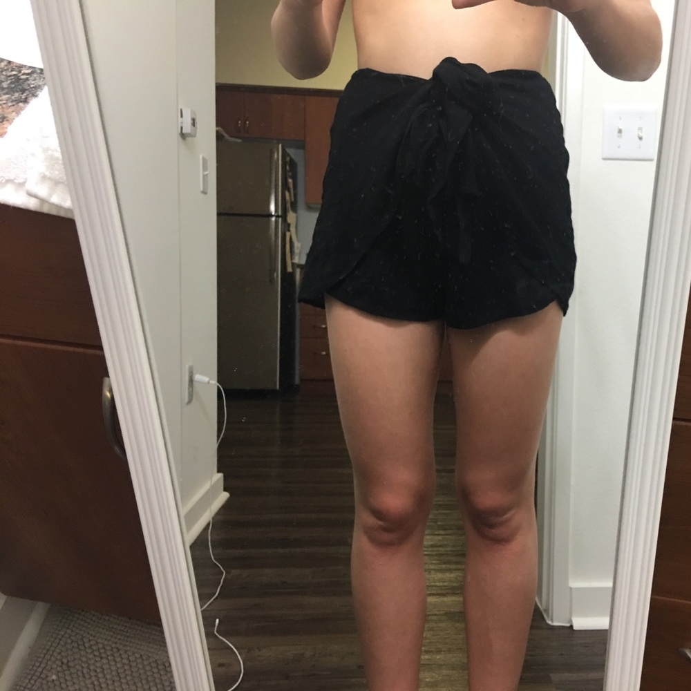 Black tie front shorts
