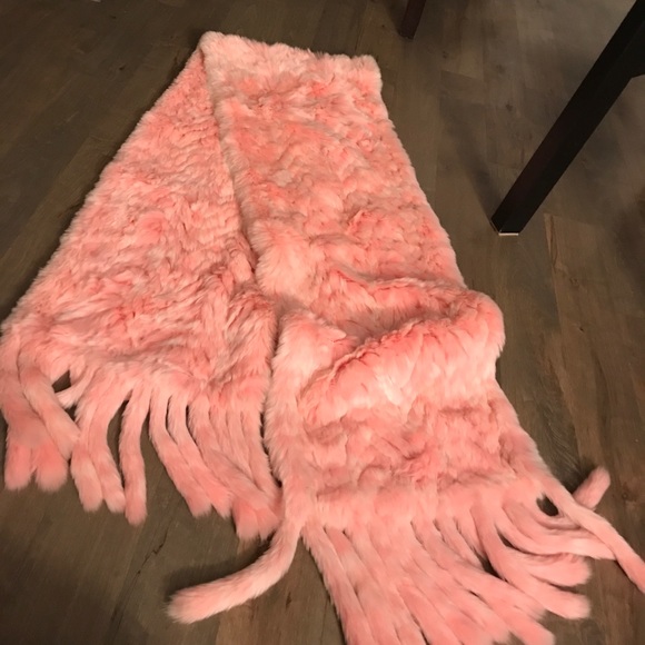 LARGE PINK REX RABBIT PINK SHAWL - Picture 2 of 4