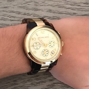 Michael Kors tortus shell & gold watch 38mm Michael Kors tortus shell & gold watch 38mm