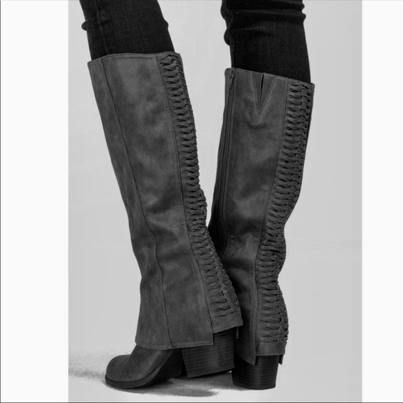 Black Braided Woven Cuffed Western Boot - Picture 2 of 5