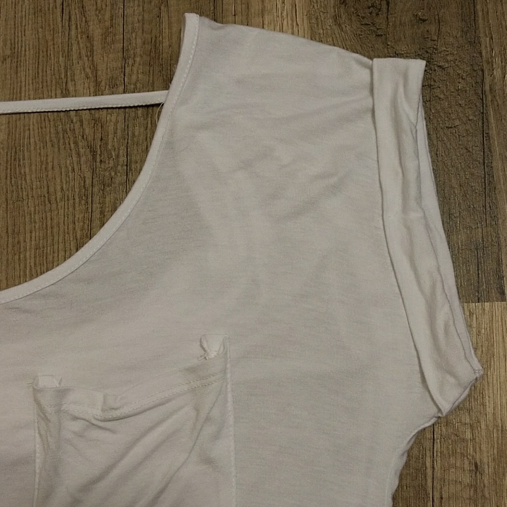 Drape Back Top - Picture 4 of 8