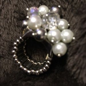 Pearl Dangle Ring