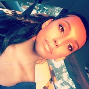 Meet your Posher, Kaitlin