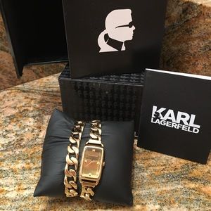 Gold tone Bracelet Watch Gold tone Bracelet Watch
