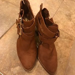 Brown Gianni Bini booties