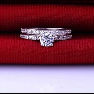 Two piece wedding set