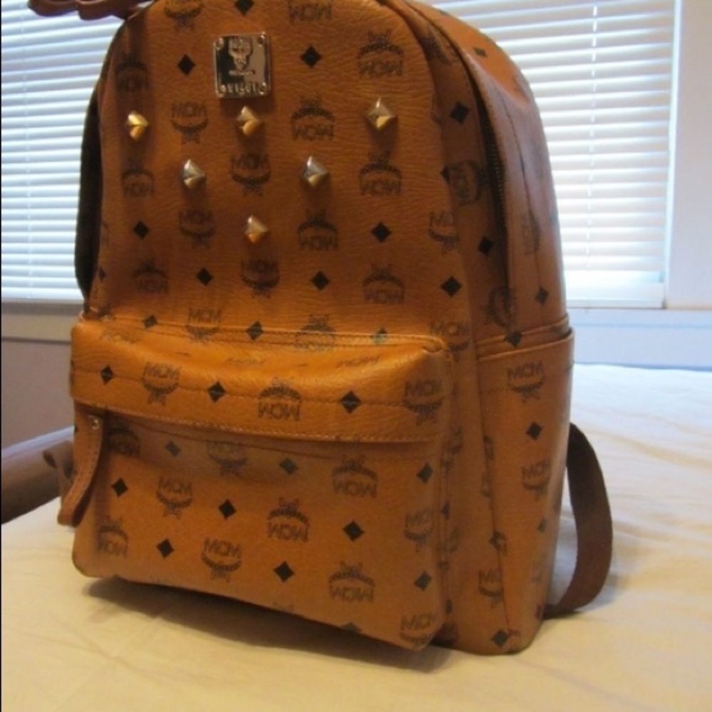 Beautiful backpack! ❤️❤️🙌🏼 - Picture 3 of 4