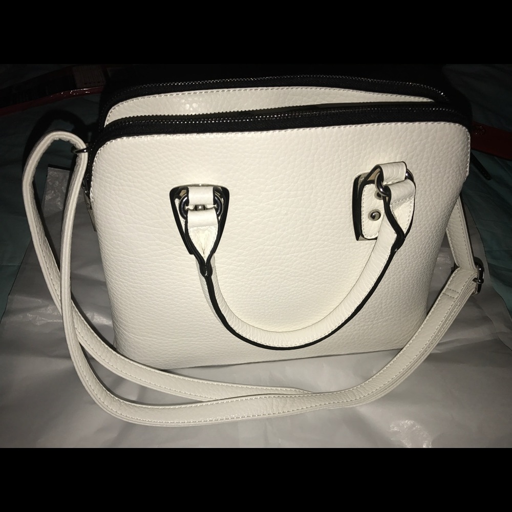 Wilson Leather White purse