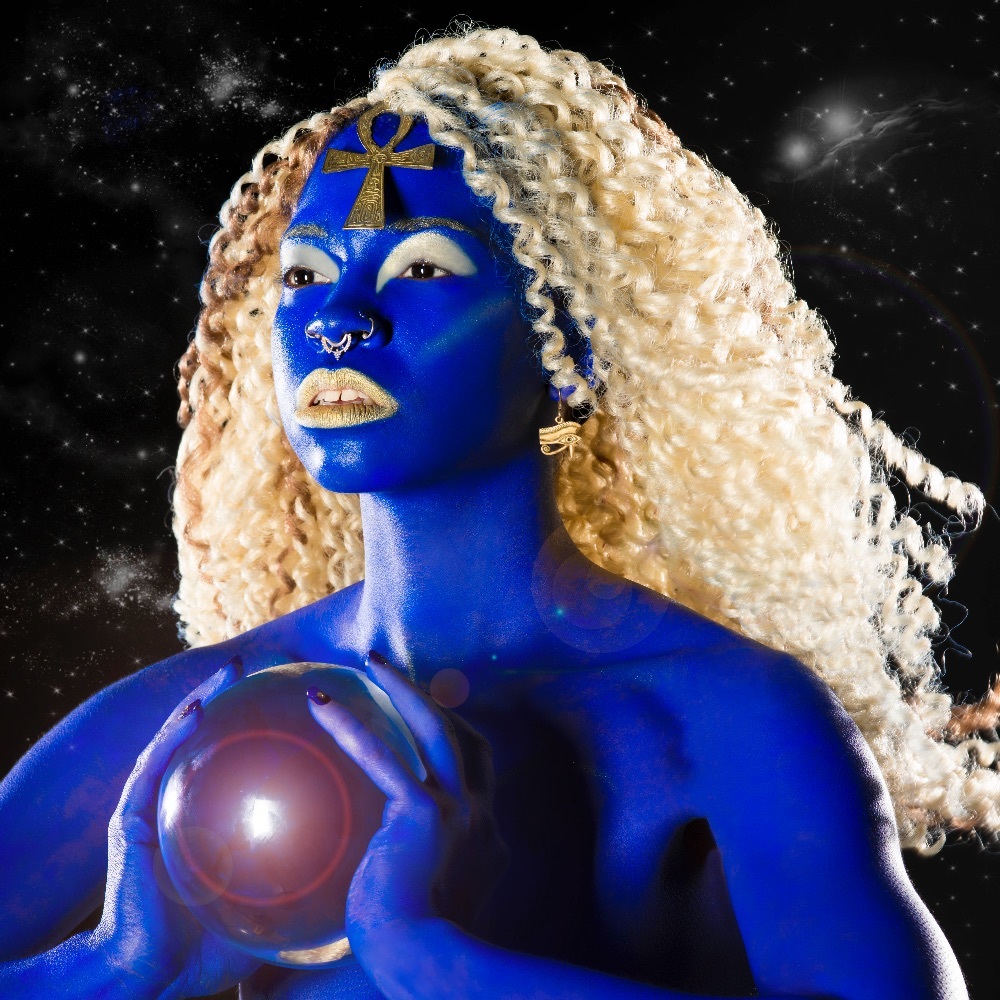 Meet your Posher, Candace