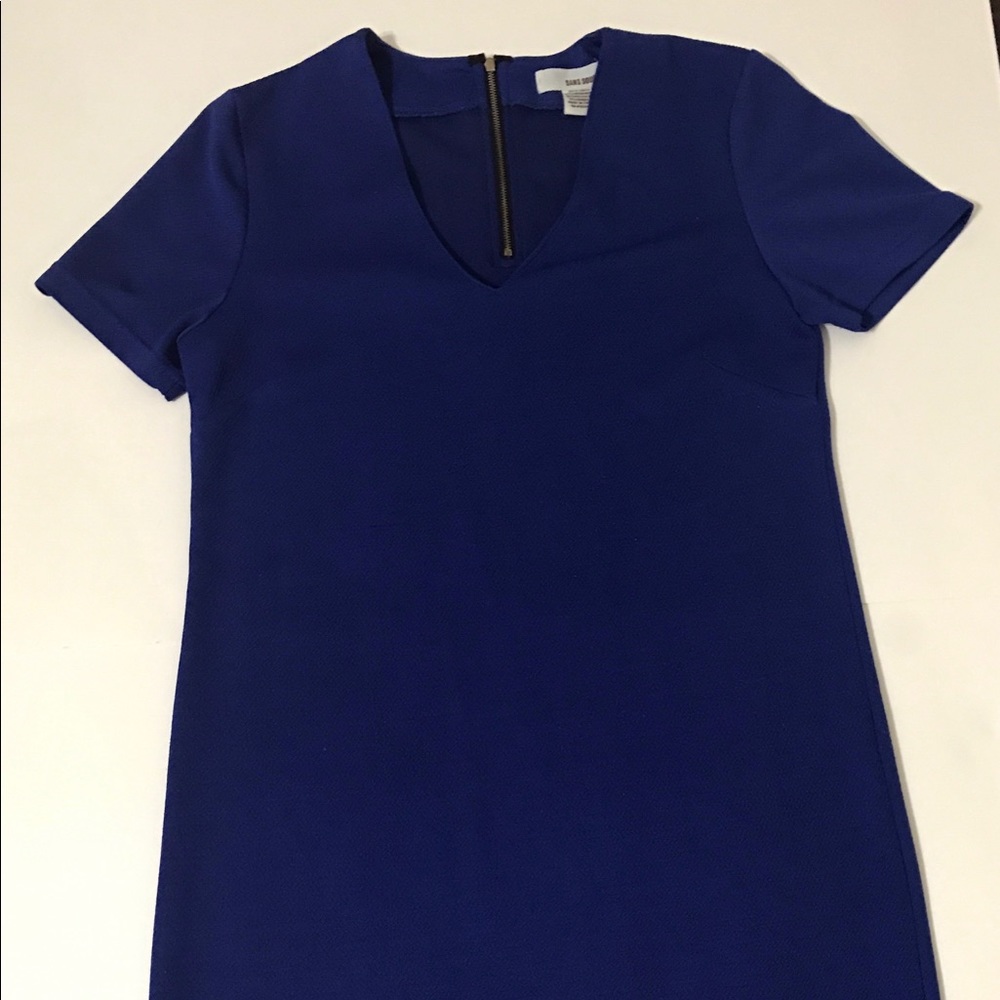 Sans Souci V-neck Dress