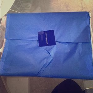 Brand NEW - Rebecca Minkoff Leo Clutch, light blue Brand NEW - Rebecca Minkoff Leo Clutch, light blue