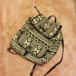 Black and white Pattern backpack [New]