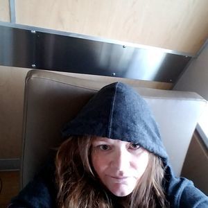 Meet your Posher, Annette