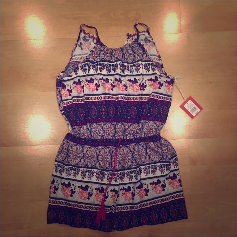 Cute floral Romper!