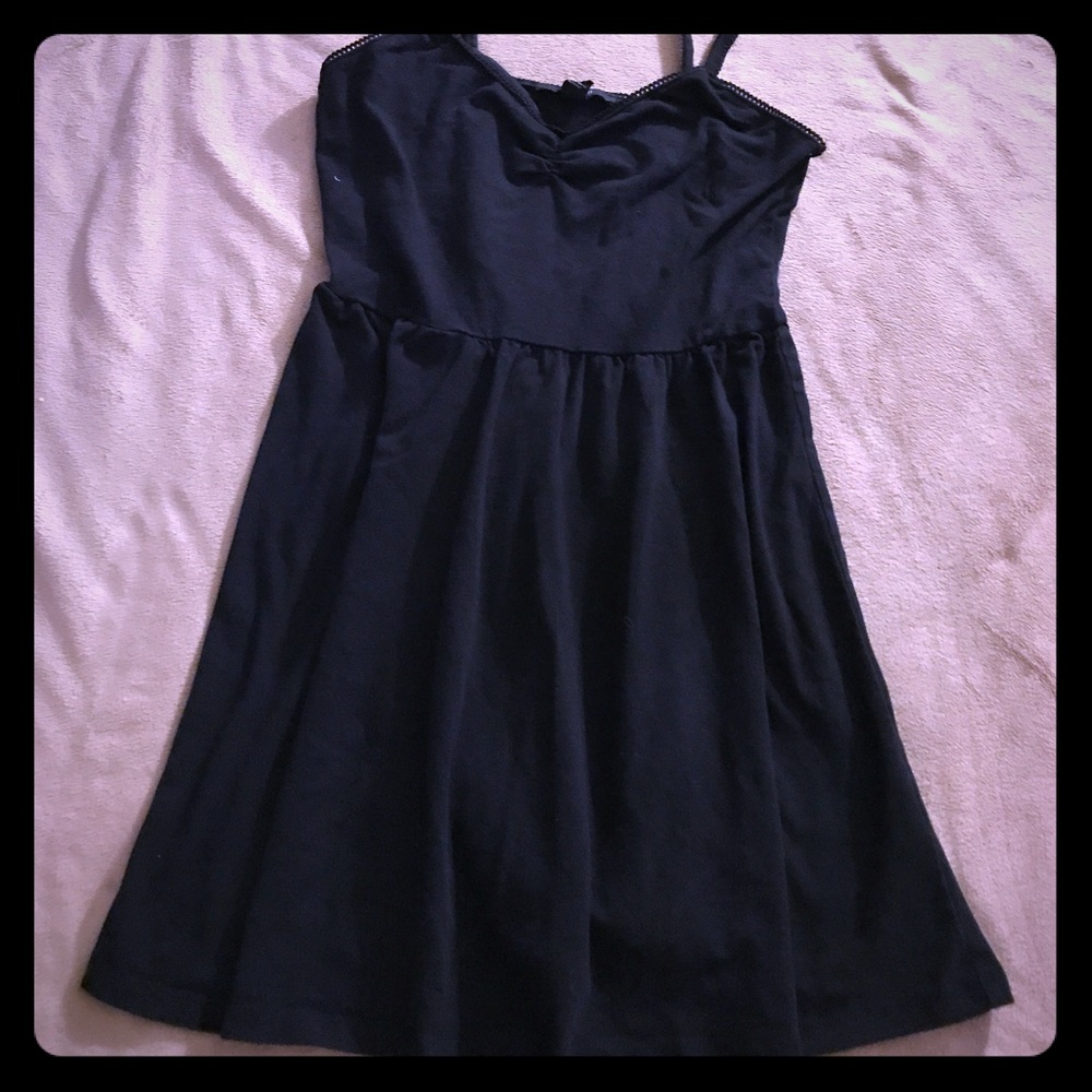 Midi dress with straps