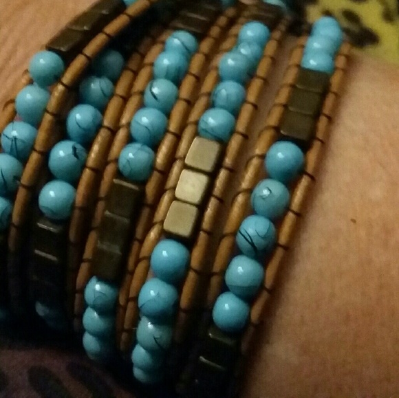 Turquoise Beaded Wrap Bracelet - Picture 2 of 8