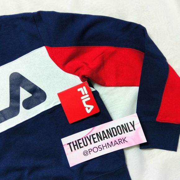 🎉HOST PICK 💠LAST ONE NWT💠 Fila Sweatshirt - Picture 5 of 8