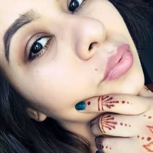 Meet your Posher, Sara