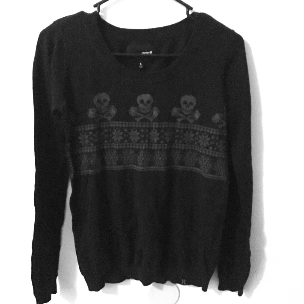 Skull & Snowflake Seasonal Knit Sweater