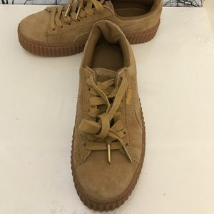 Beautiful Creepers Beautiful Creepers