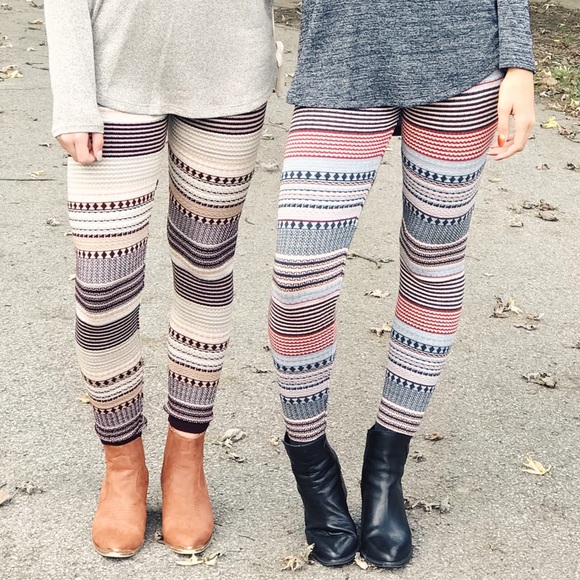 🆕🌸 Sweater Knit Leggings - Picture 5 of 6