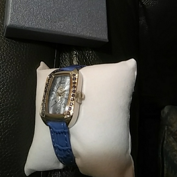 Blue Sapphire Women Watch. main image 5
