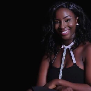 Meet your Posher, Anora