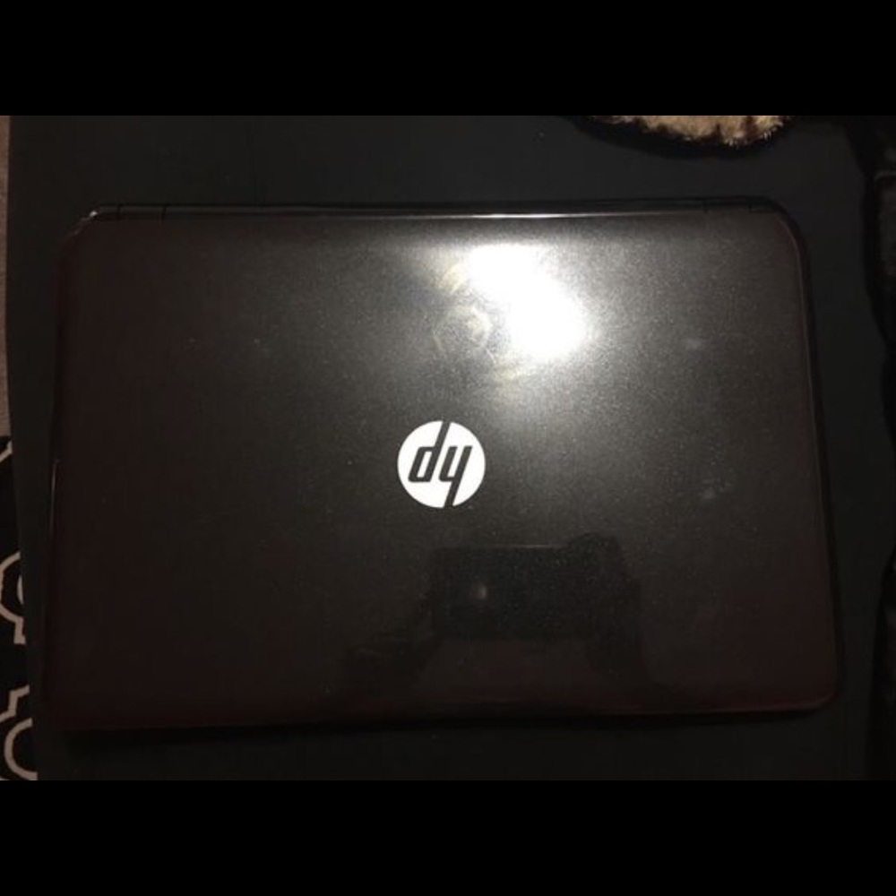 RARELY EVER ever been used, HP TouchSmart 15.