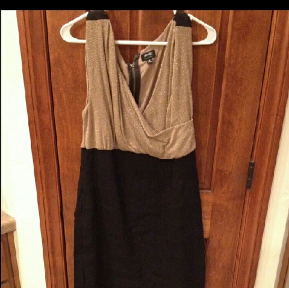 Black and gold nicole miller dress