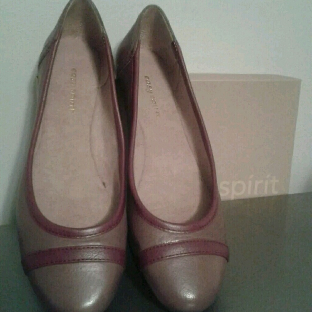 WOMEN'S GENUINE EASY SPIRIT PERCEPT SHOES