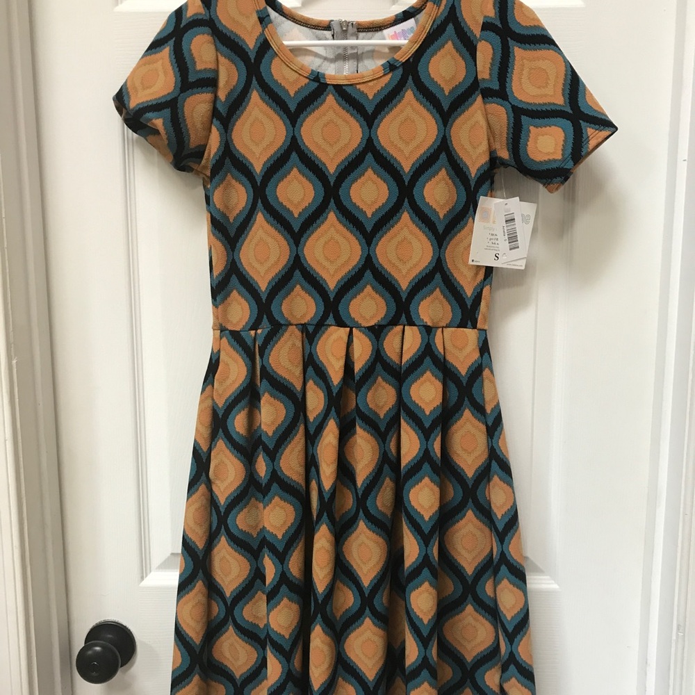 Lularoe small Amelia brand new with tags!