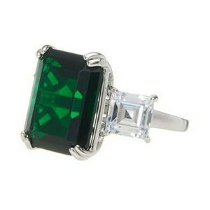 Savvy Cie emerald 925 ring Savvy Cie emerald 925 ring