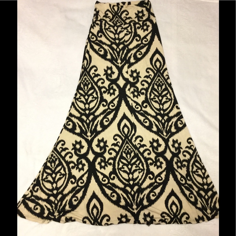 Maxi skirt