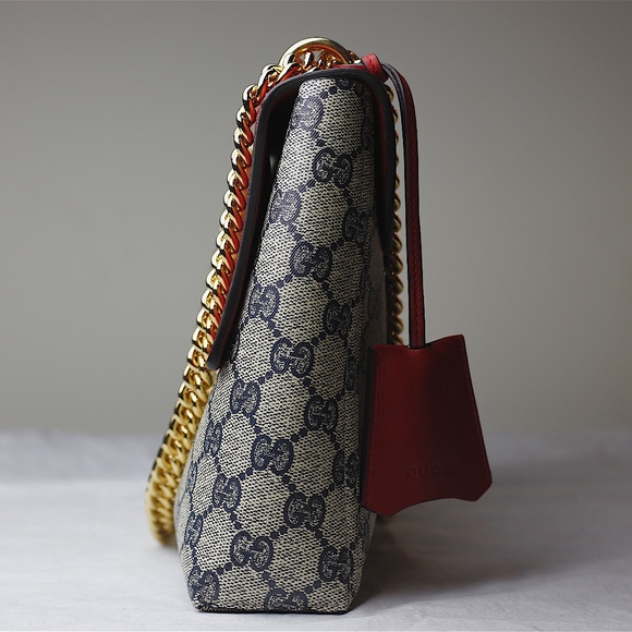 GUCCI Padlock GG Supreme shoulder bag - Picture 2 of 3