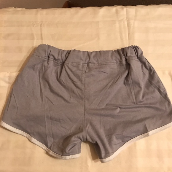 Comfortable NWOT Running Shorts, Size M, Gray - Picture 5 of 5