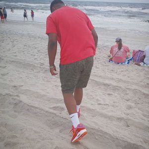 Meet your Posher, Elijah