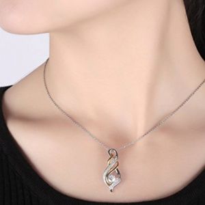 Twist Pendant Necklace for Women Twist Pendant Necklace for Women