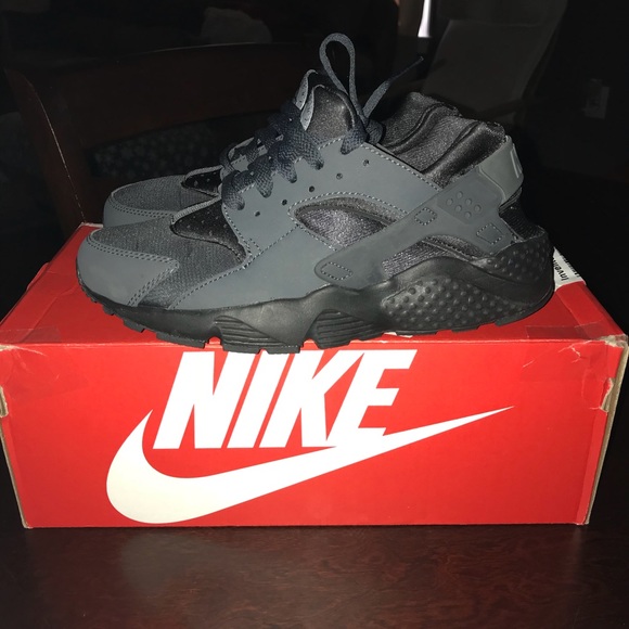Nike Other - Nike Huarache Run
