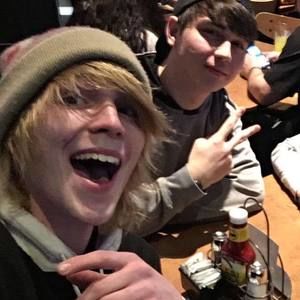 Meet your Posher, Dillan