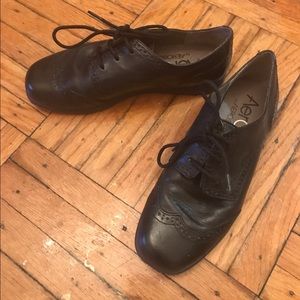 Skip to my Lou leather lace up oxford