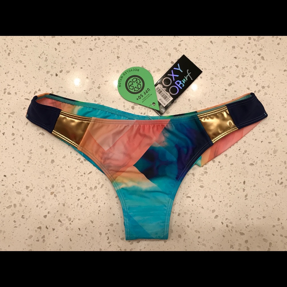ROXY swim