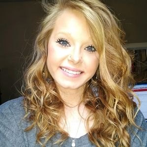 Meet your Posher, Haley