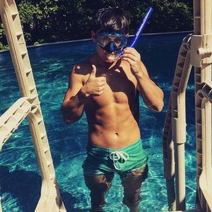 Meet your Posher, Matthew