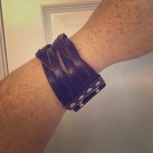 Leather cuff braclet