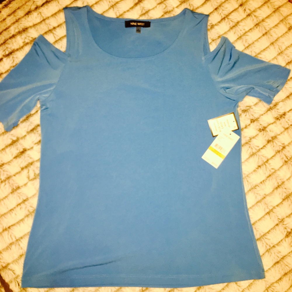 Nine Weet Cold Shoulder T-shirt
