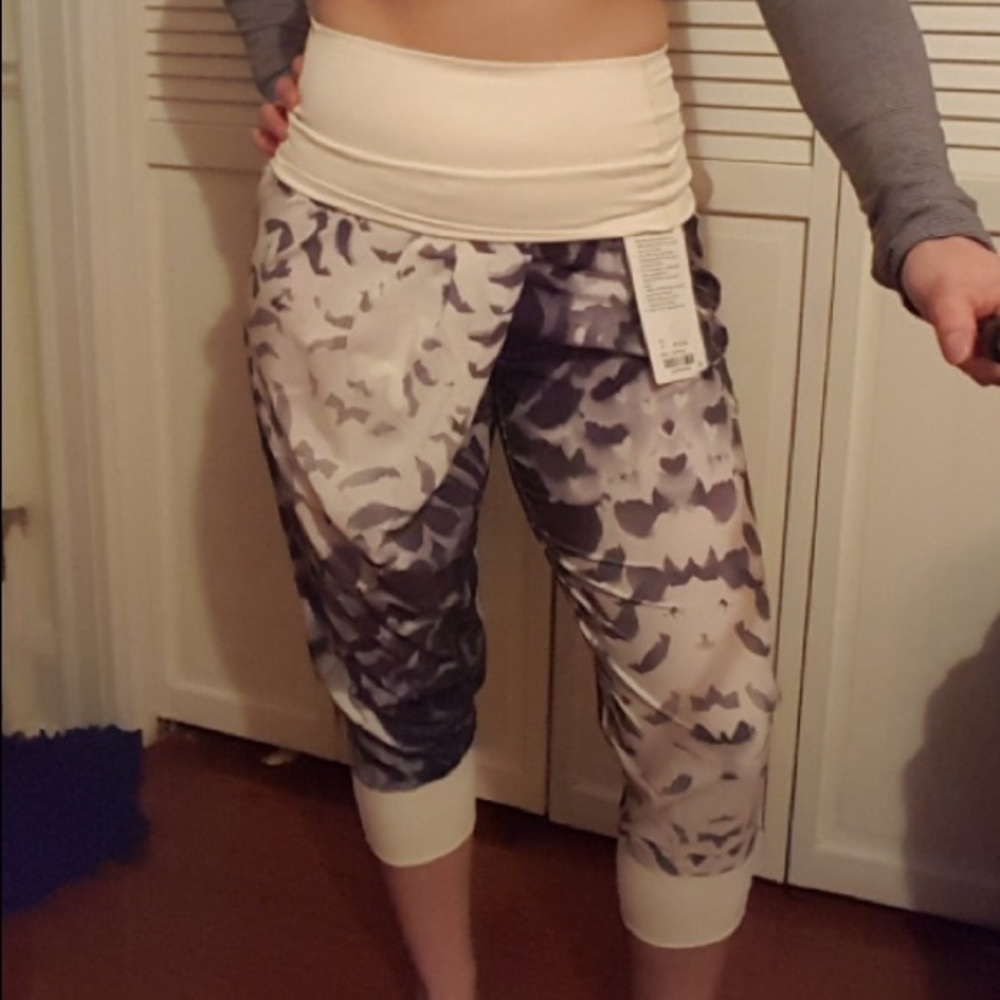 Lululemon Dance To Yoga Pant - Size 8 - NEW W/ Tag